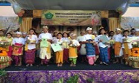 Lomba Busana ke Pura Tingkat SD