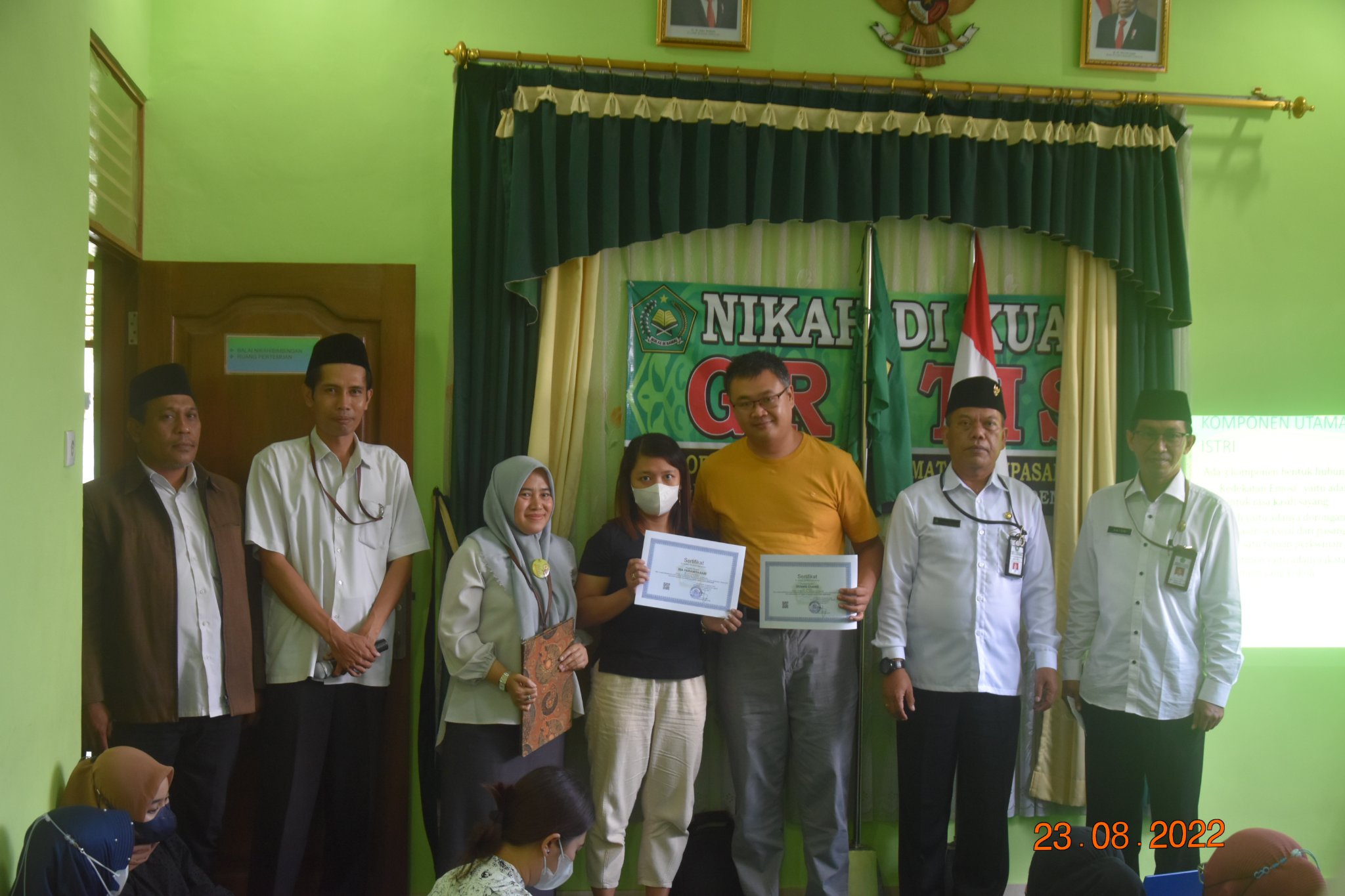 Kepala Kantor Berikan Sambutan dan Sertifikat Pada Kegiatan Bimbingan Perkawinan Bagi Calon Pengantin Angkatan III