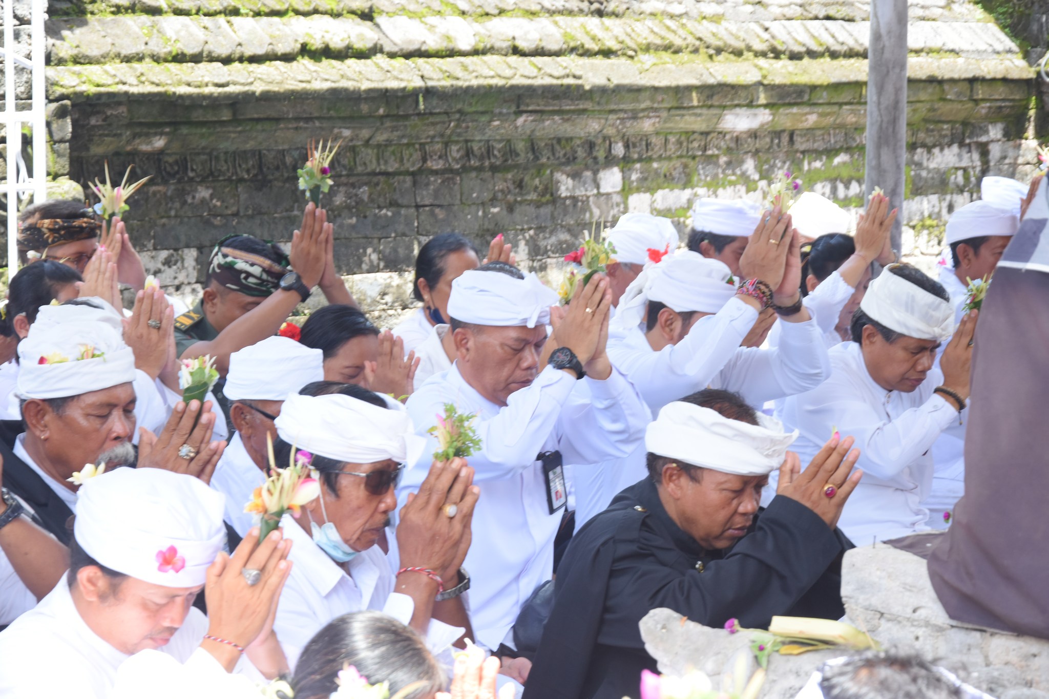 Persembahyangan Bersama Pemkot Denpasar Dalam Rangka Pemahayu Jagat Kota Denpasar Tahun 2022