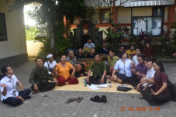 Semangat Latihan Sekaa Gugendaman Kemenag Kota Denpasar