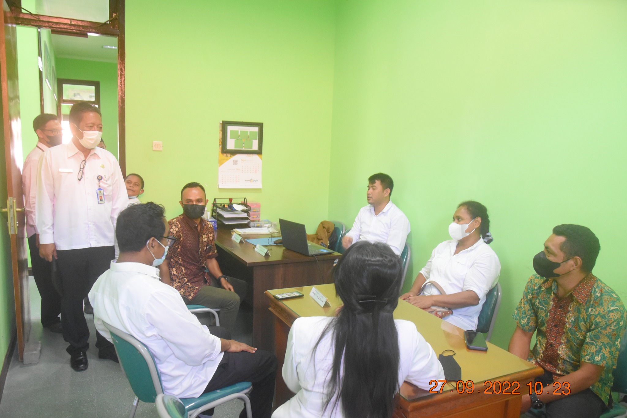 Ka. Subbag TU Hadir Ditengah-tengah Kegiatan Penyuluh Agama Pada Rumah/Ruang "Gemar Liga" Gerakan Moderasi Lintas Agama di KUA Kota Denpasar