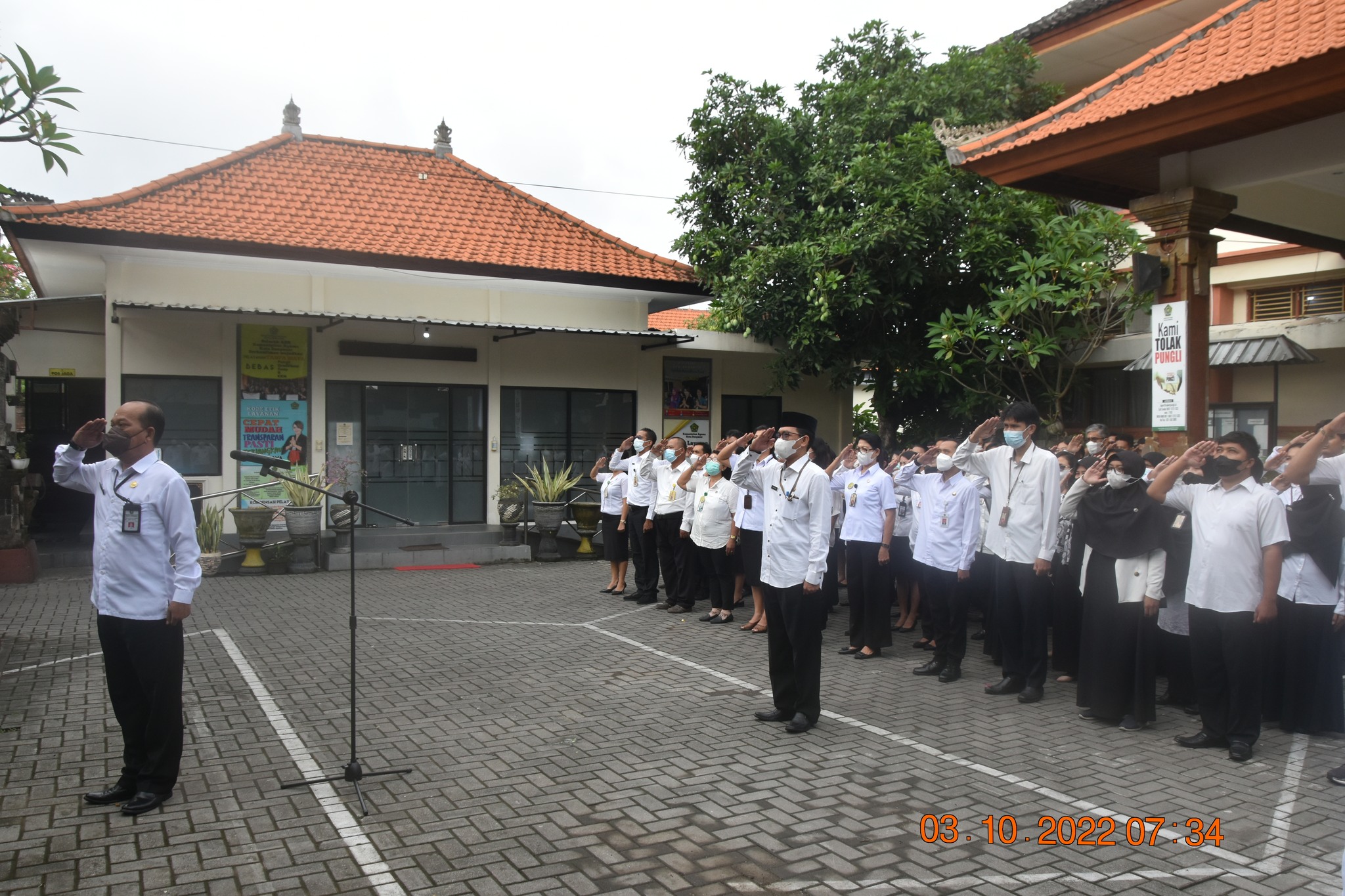 Upacara Apel “Optimalkan Kinerja Dalam Kemajuan Kemenag”