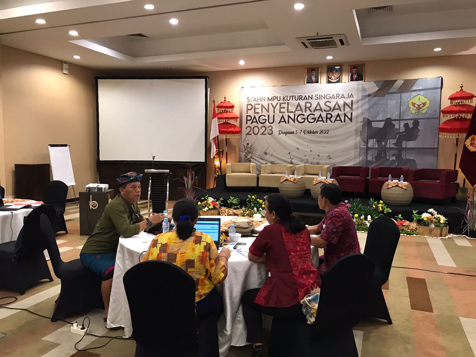 Kepala Kantor Kemenag Kota Denpasar Hadir Mengikuti Penyelarasan PAGU Anggaran 2023