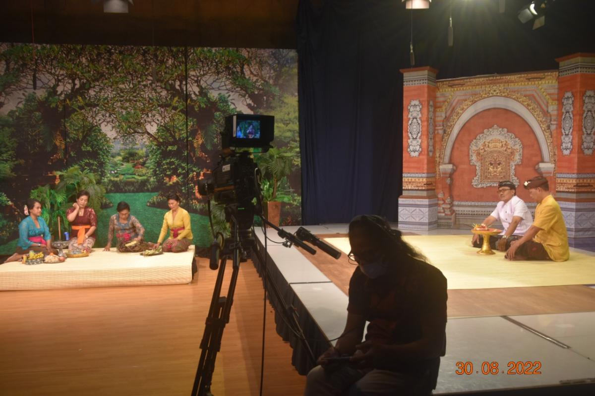Mimbar Agama Hindu Bersama TVRI Bali "Beragama Dalam Realita Sosial"