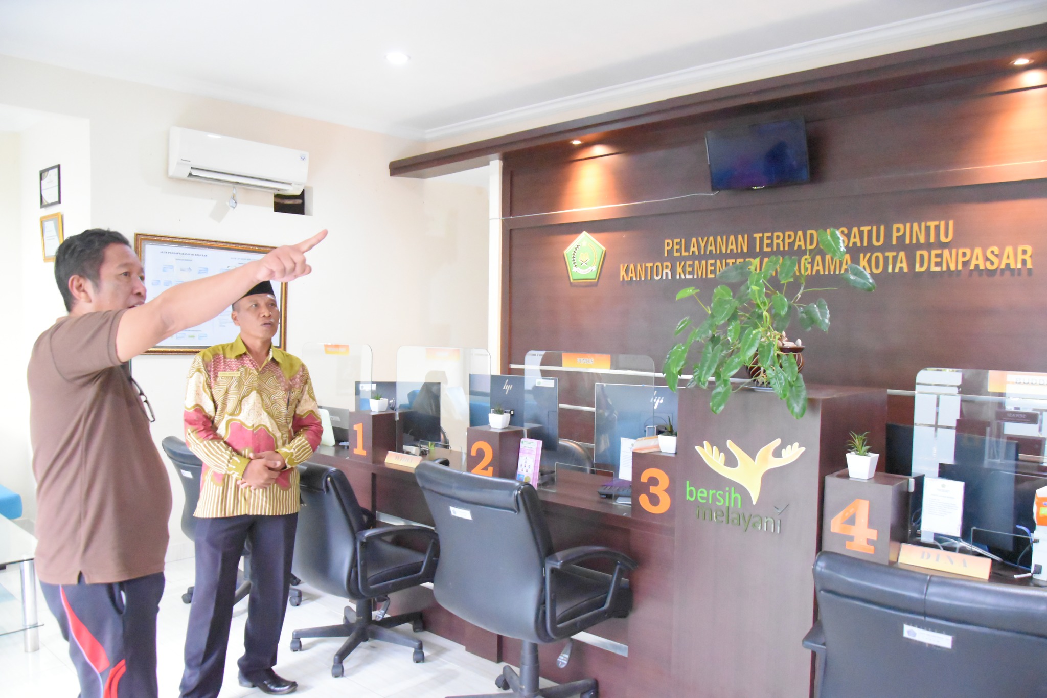 Jajaran Kantor Kementerian Agama Kabupaten Lebong Lakukan Monitoring ke Ruang PTSP