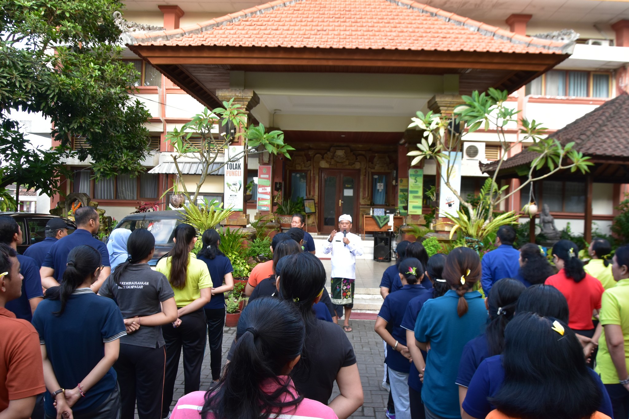 Gambar 1
