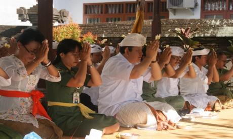 Hakikat Hidup Manusia Adalah Berbuat Kebaikan