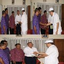 Penyerahan Bantuan TPHD/Tim Pemandu Haji Kota Denpasar 2013