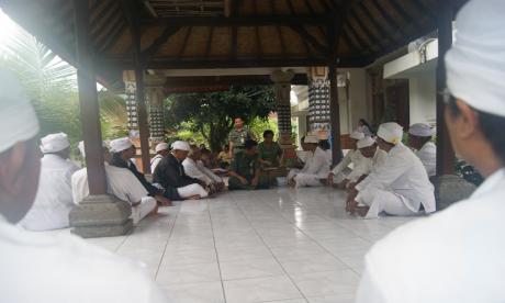 Puluhan Mangku Datangi Kemenag Kota Denpasar