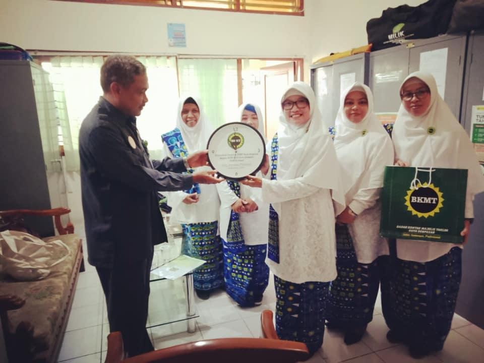 Kunjungan BKMT