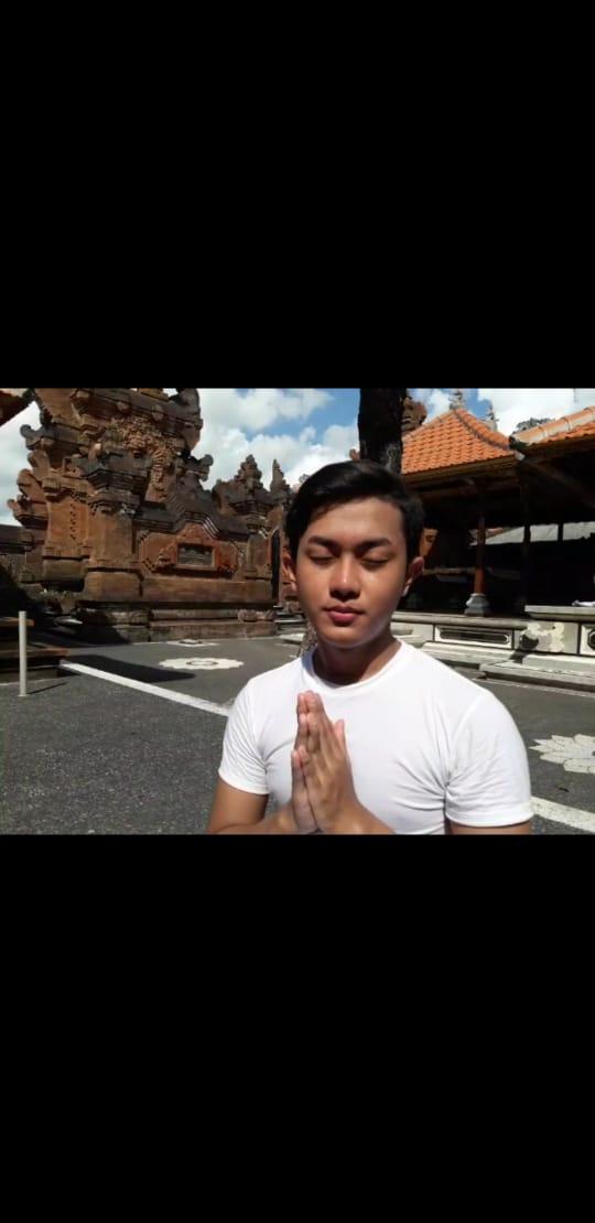 Tugas Darma Wacana Berbahasa Bali Tentang Situasi Dunia Saat ini