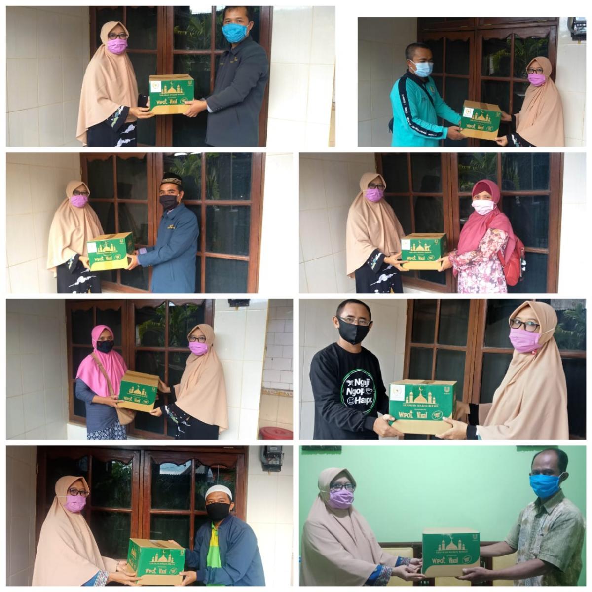 Penyerahan Sarana Kebersihan oleh Kasi Pendidikan Islam