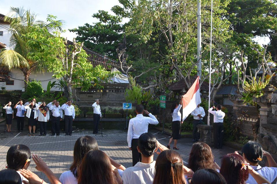 Upacara Bendera, Semangat di hari Senin