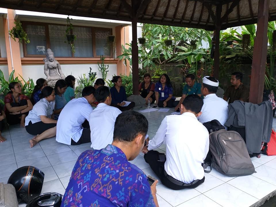 Pertemuan Bersama Penyuluh Agama Hindu Non PNS