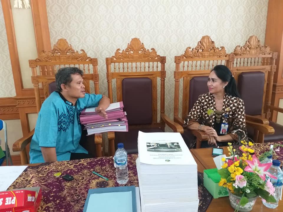 Memantau Langsung Pelaksanaan Audit Kinerja di Kemenag Kota Denpasar