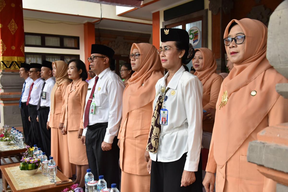 Upacara HAB ke 74, Berkah Dalam Hujan