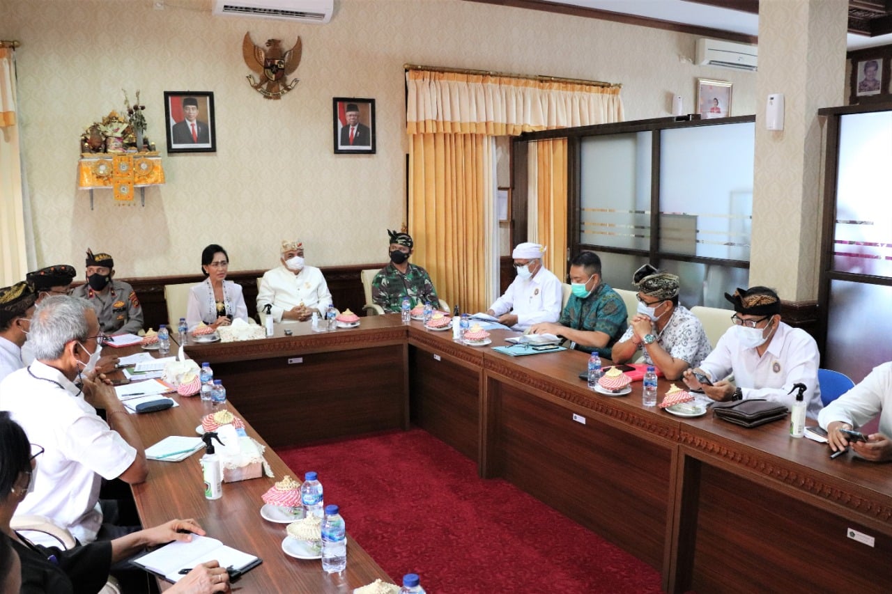 Rapat Intern, Tindaklanjut Permasalahan Penutupan Aktifitas Keagamaan Ashram Krishna Balaram Padang Galak, Denpasar