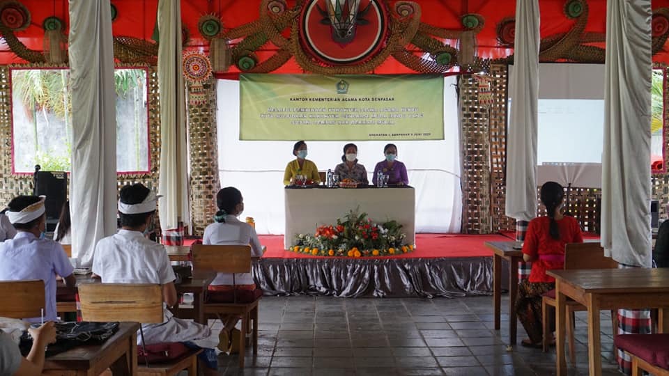 Pembinaan Karakter Siswa Agama Hindu di Kota Denpasar