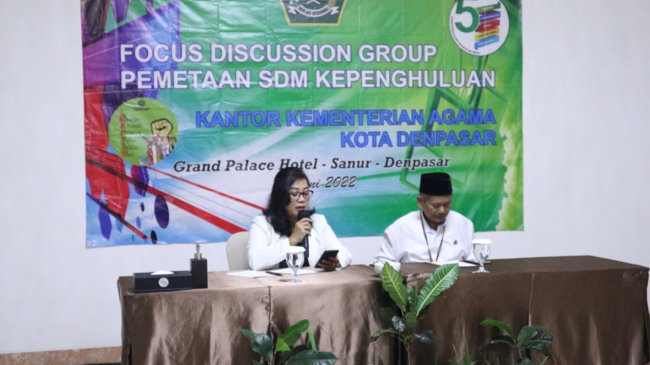 Seksi Bimas Islam Kemenag Kota Denpasar Selenggarakan FGD SDM Kepenghuluan dan Pelayanan di KUA se-Denpasar